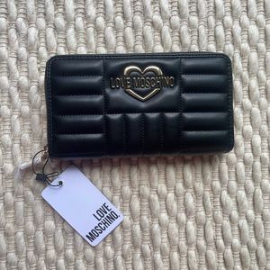 NWT Love Moschino Black Quilted Zip Around Wallet